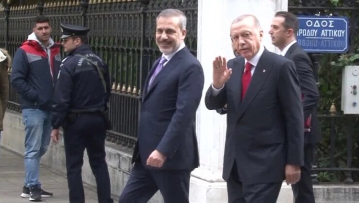 Cumhurbaşkanı Erdoğan’la Yunan gazeteci arasında gülümseten diyalog: Artık güzel haberler yaparsın