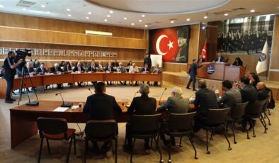 Kars Belediye Meclisi ilk toplantısını gerçekleştirdi