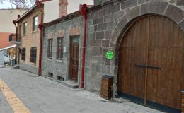 Kars’taki tarihi binalar kıymete bindi