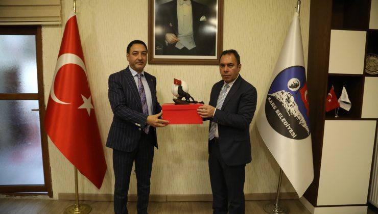Kars 36 Spor Kulübünden Başkan Ötüken’e ziyaret