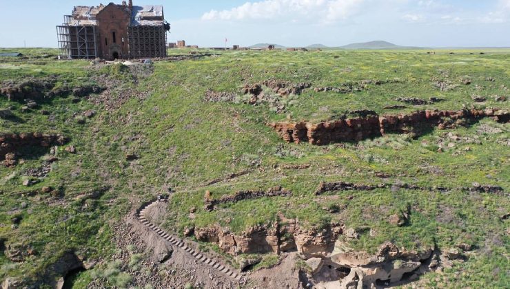Anadolu’daki ilk kaya mescit olduğu değerlendirilen mağara turizme kazandırılıyor