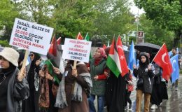 Kars’ta sağlık çalışanları Gazze için 30 haftadır “sessiz yürüyüş” yapıyor