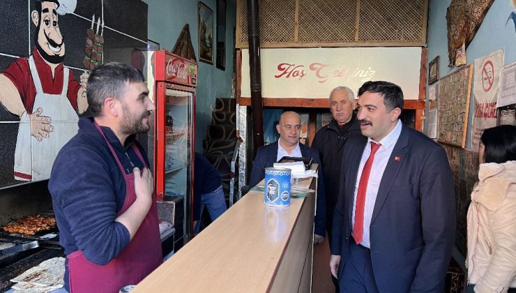 Sarıkamış Belediye Başkanı Kılıç, SMA hastası çocuk için jeneratör aldı