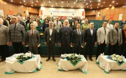 Kars’ta “Gazi Mustafa Kemal Atatürk’ün Kars’ı ziyaretinin 100. Yılı ve Anadolu Zaferi” sempozyumu başladı