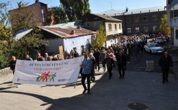 Kars’ta sağlıklı yaşam yürüyüşü yapıldı