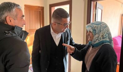 Kağızman Kaymakamı ve Belediye Başkan Vekili Daştan’dan yaşlılara ziyaret