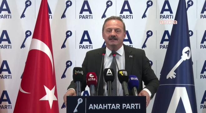 “terörsüz Türkiye” olarak adlandırdığı sürecin, şeffaflık ilkesiyle kamuoyuna anlatılması gerektiğini belirterek, “Referandum istiyoruz.