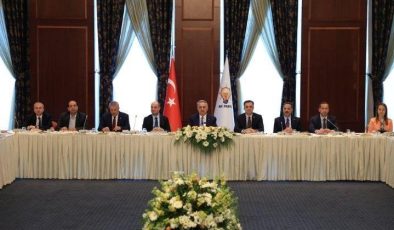 AK Parti’den Yeni Anayasa Çalıştayı açıklaması