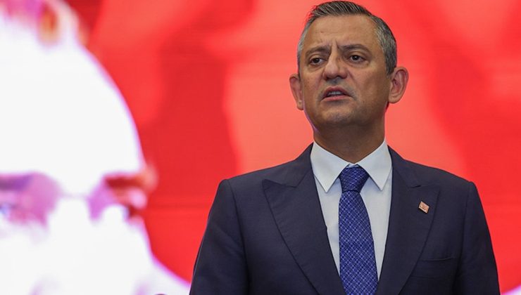 CHP lideri Özel AKP’li gençlere seslendi