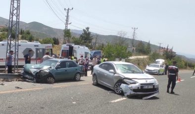 Bakan Yerlikaya açıkladı: Bayramın birinci gününde 692 kaza, 7 can kaybı