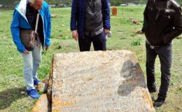 Dünyadaki diğer Malakanlarla bağlantı kurmak için atalarının yaşadığı Kars’a geldiler