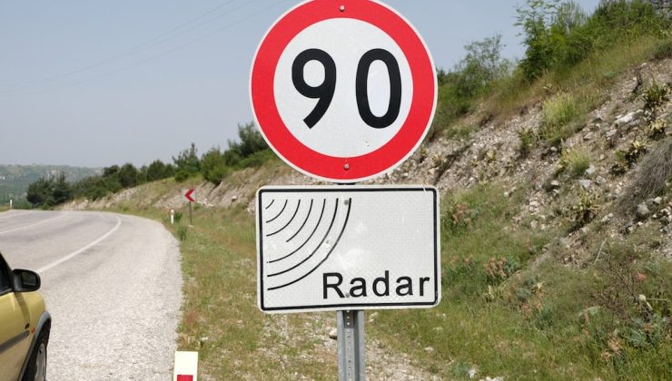 Trafikte yeni dönem başlıyor: Tabelalar yenileniyor