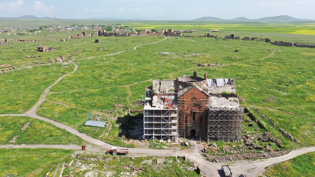 Anadolu’da ilk cuma namazının kılındığı Ani’deki “fetih camisi” restore ediliyor