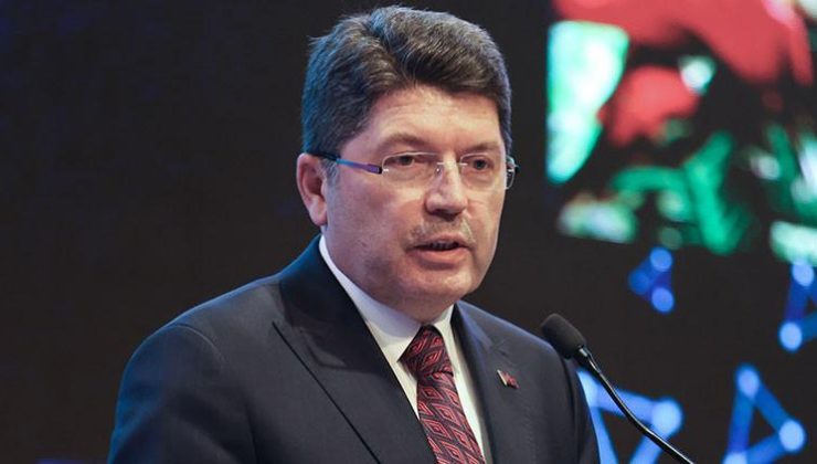 Bakan Tunç’tan, Saraçhane’de Cumhurbaşkanı Erdoğan’a hakaret edilmesine tepki: Milletimizin iradesine yöneltilmiş ağır bir saygısızlıktır