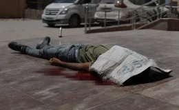 Böyle hainlik olmaz! Yardım dağıtımı sırasında sivillerin üzerine ateş açıldı