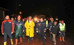 Vali Polat selden etkilenen köylerde incelemelerde bulundu
