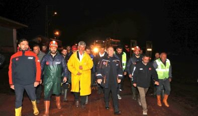 Vali Polat selden etkilenen köylerde incelemelerde bulundu