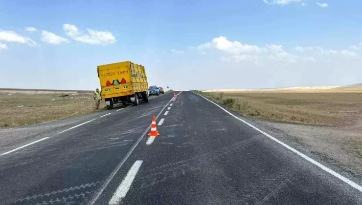 Akyaka’da Trafik Kazası: Maddi Hasar Oluştu