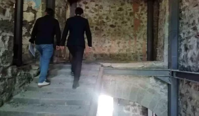 Susuz’da Yeni Hükümet Konağı’nın Restorasyon Çalışmaları Devam Ediyor