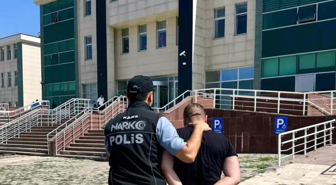 Uyuşturucu Ticareti Suçundan Aranan Şahıs Kars’ta Yakalandı